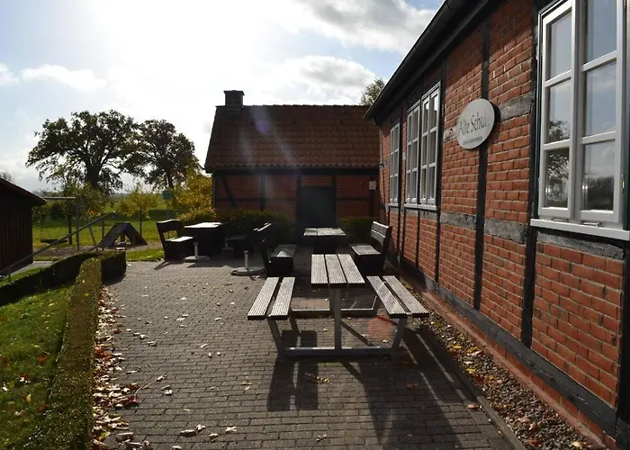 Nyaraló Alte Schule Neu Wendischthun